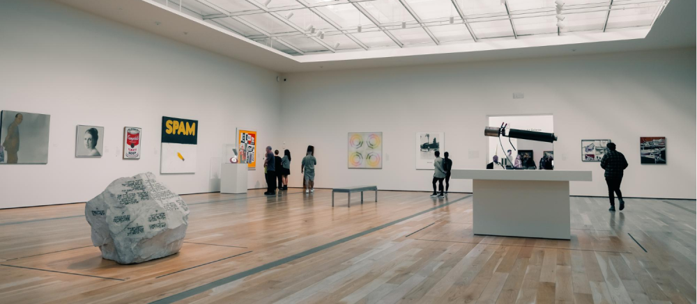 Exhibition visitor access with Facinos