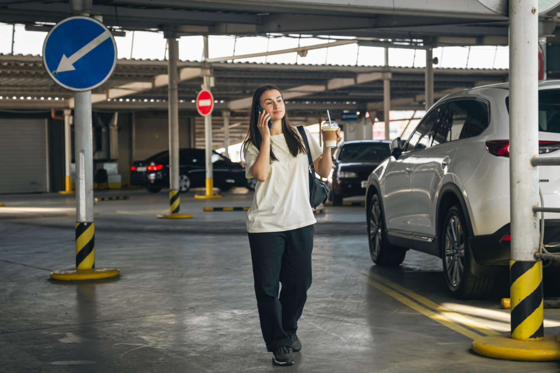 Venue parking payment with Facinos