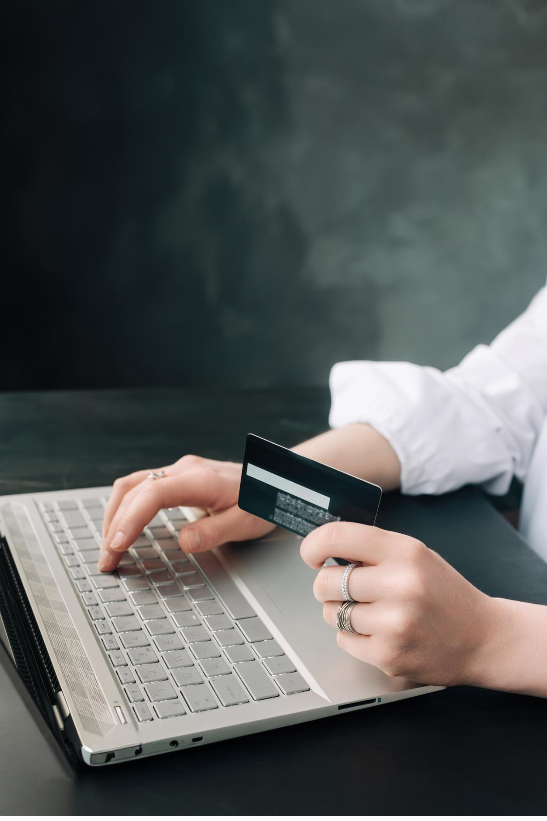 Facinos step 4: connect wallet, bank card, pass, or membership as a payment source